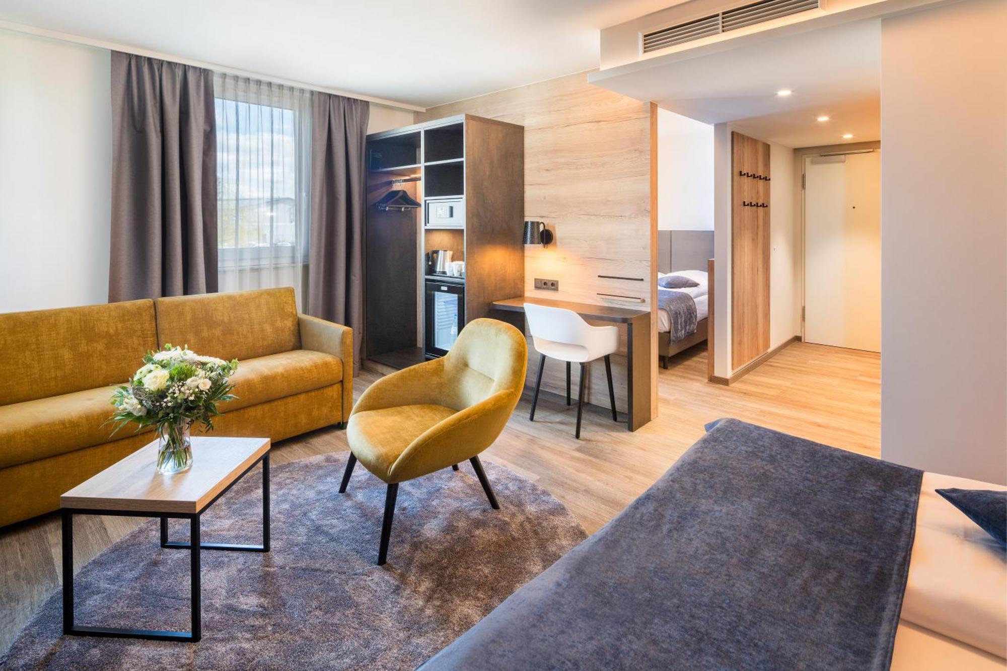 Western München Airport 4*