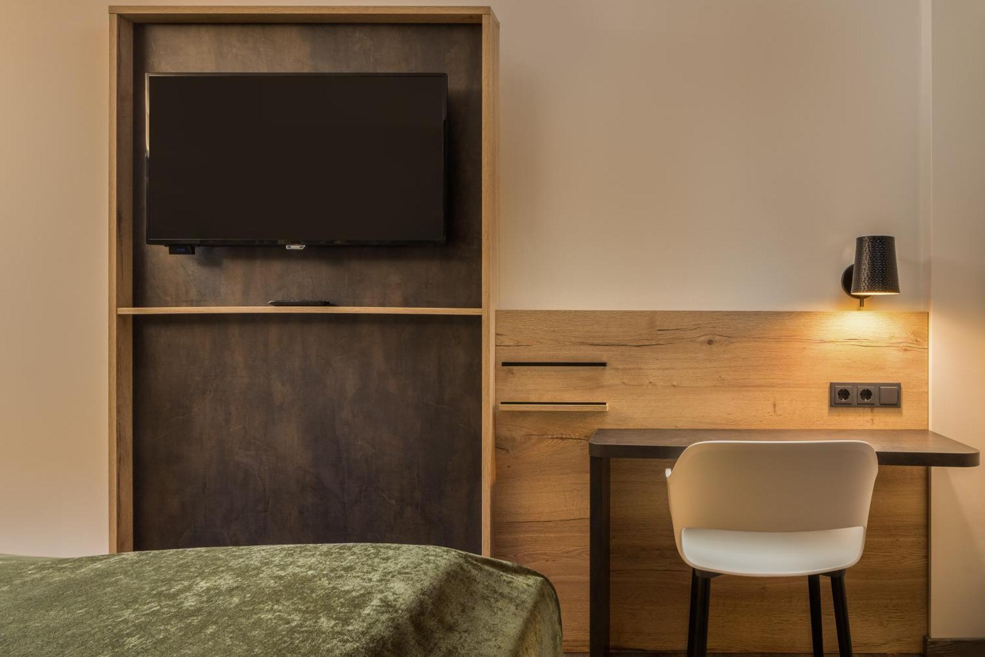Western München Airport Hotel 4*