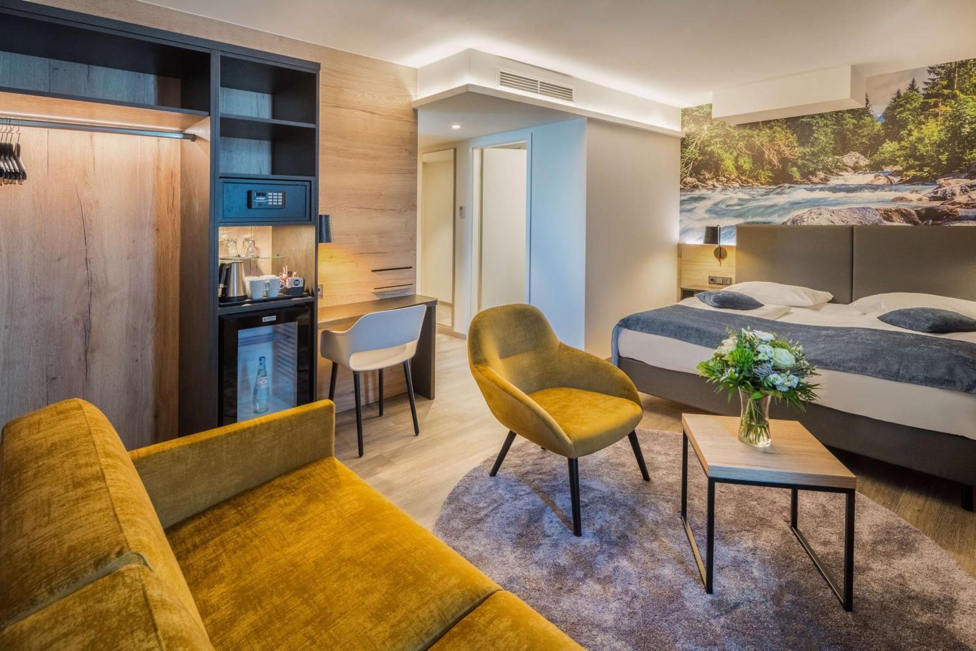 Western München Airport 4*